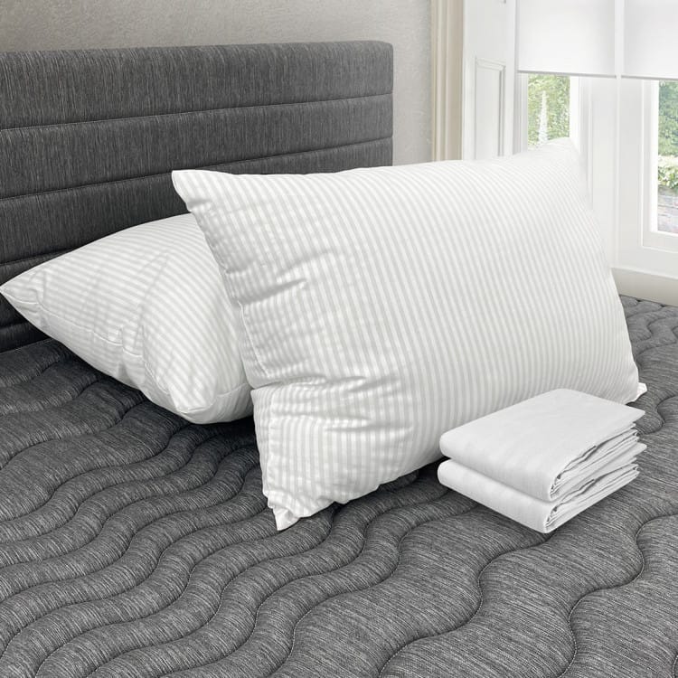 Combo 2 Almohadas Polycotton + Fundas
