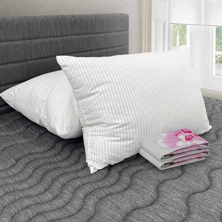 Combo 2 Almohadas Polycotton + Fundas