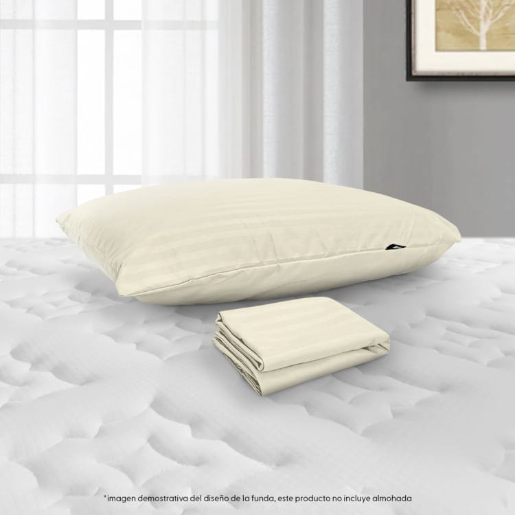 Combo Protector Impermeable de Colchón + 2 Fundas de Almohada