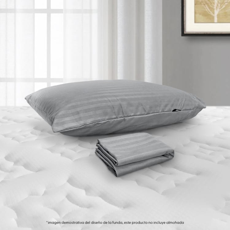 Combo Protector Impermeable de Colchón + 2 Fundas de Almohada