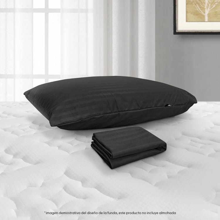 Combo Protector Impermeable de Colchón + 2 Fundas de Almohada