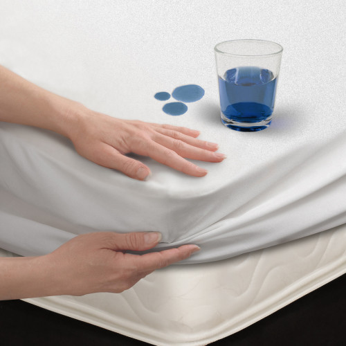 Combo Protector Impermeable de Colchón + 2 Fundas de Almohada