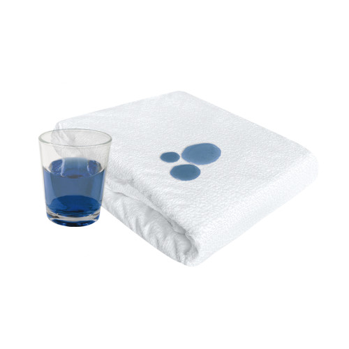 Combo Protector Impermeable de Colchón + 2 Fundas de Almohada